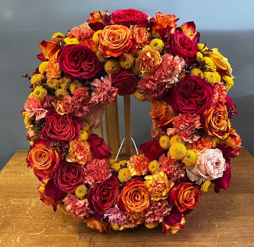 wieniec pomarańczowy żywe kwiaty