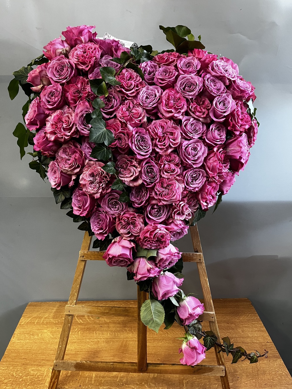 różowe serce pełne na pogrzeb